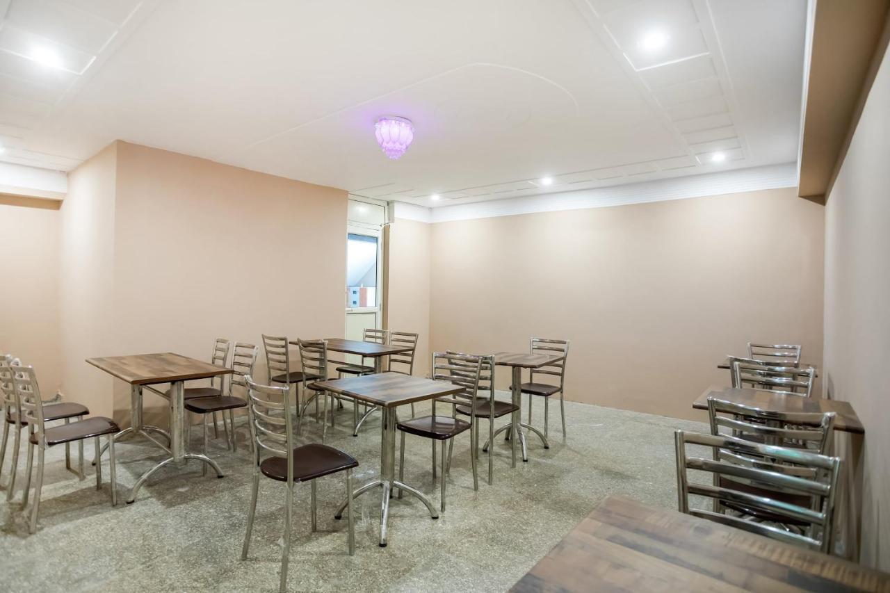 Capital O Harish Residency Hotel Gurgáon Kültér fotó